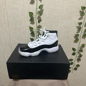 Air Jordan 11 Retro 'Gratitude / Defining Moments'